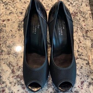 Donald Pliner peep toe heels